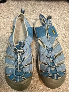 KEEN Newport H2 Sport Sandal women’s size 10